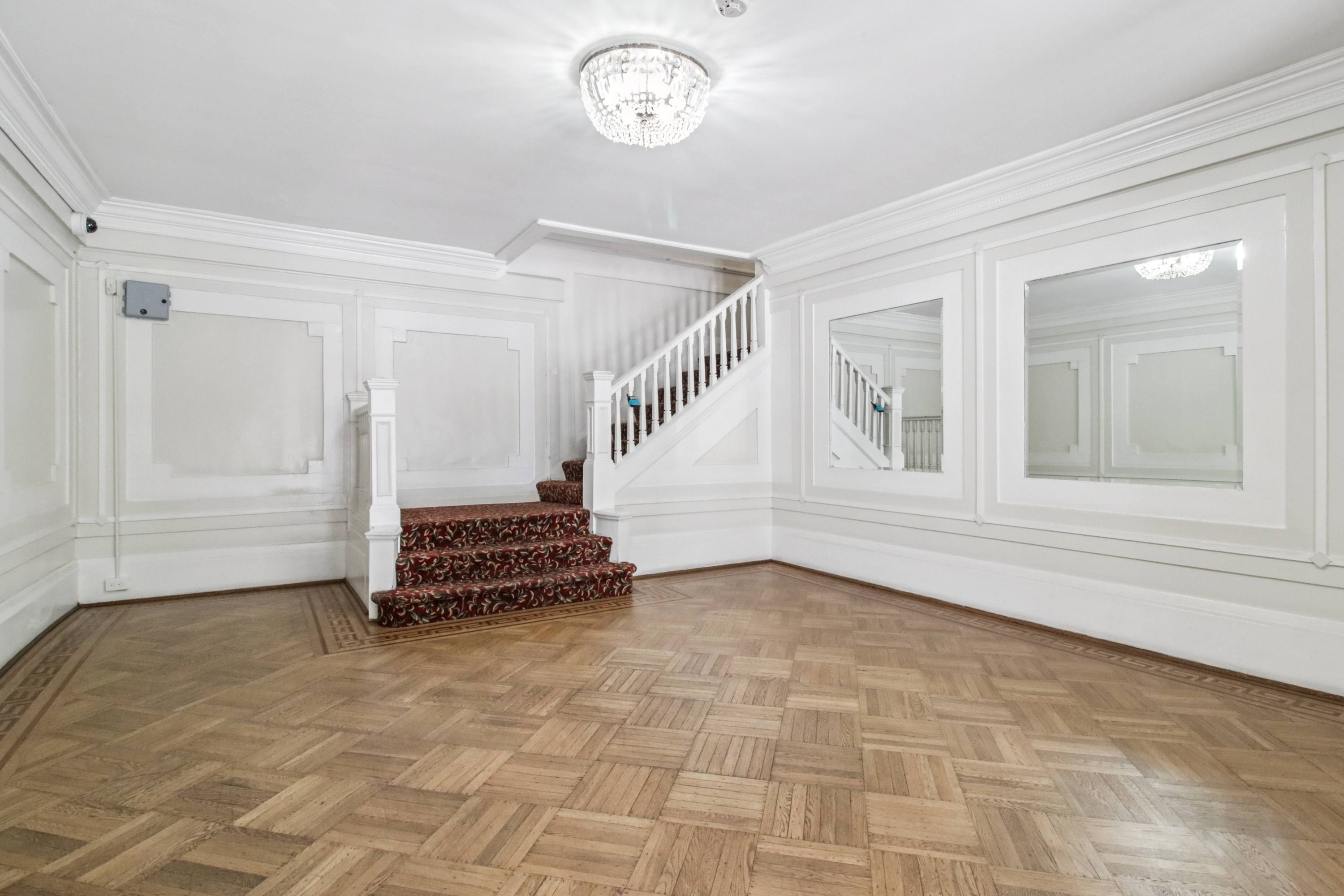 814 California Street Apartments photo 4